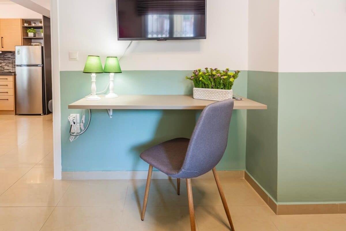 Lime - Cozy Gem With Private Parking Holiday home