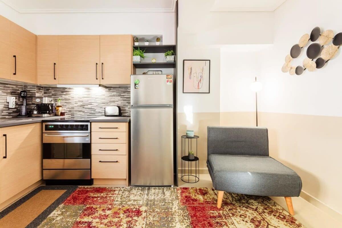 Lime - Cozy Gem With Private Parking